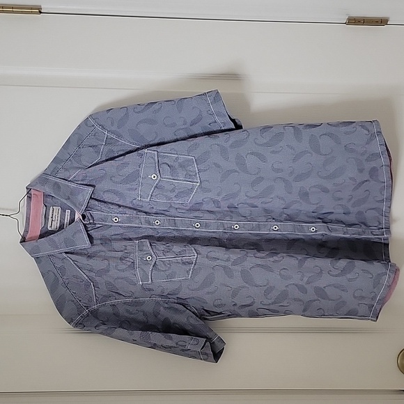Tommy Bahama, Size L Blue Paisley Patterned Short Sleeve Button Down Shirt, EUC - Picture 1 of 11